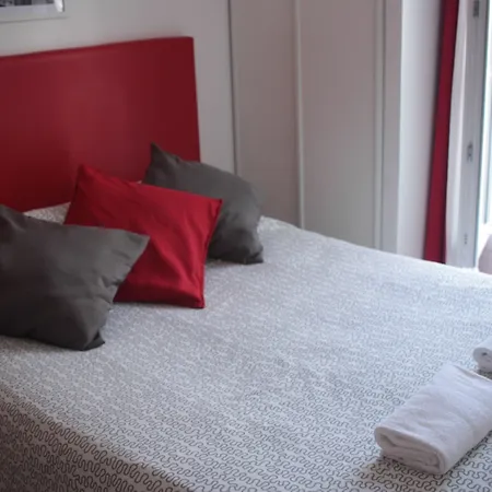 Montmartre Picasso Apartment Paris